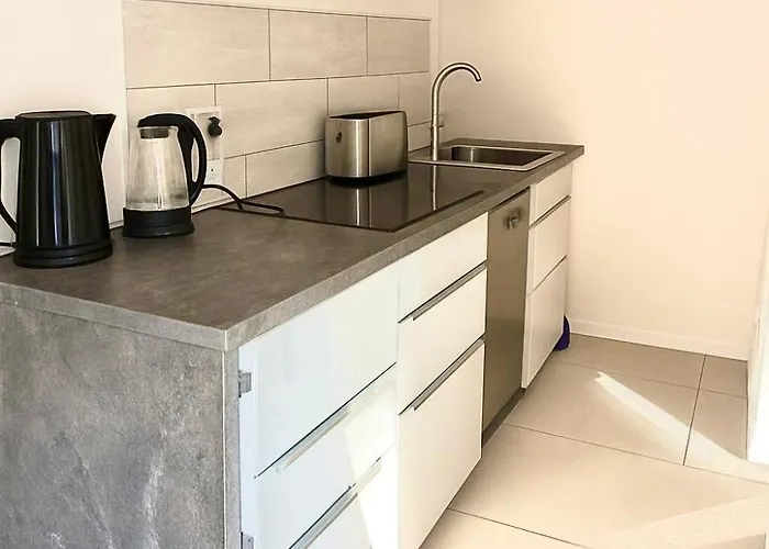 Neubau Stadtwohnung Mit Balkon In Parkplatz Wlan Autobahn