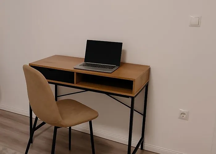 Neubau Stadtwohnung Mit Balkon In Siegen Parkplatz Wlan Autobahn 锡根